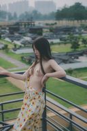 【Uncensored Photo Collection】Cute beautiful girl embraces nature with outdoor exposure and artistic sense.
