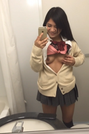 [Individual shooting] I'm just a who publishes ♡ selfies of standing masturbation in the toilet of uniform girls ww