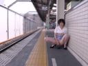 [Wife is NTR masturbator] Underpass at night, sidewalk of the main road, station platform, used bookstore, nasty wife who squirts masturbation in estrus everywhere [Meat toilet]