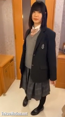 [少女]我要拍一個穿著制服的可愛漂亮女孩的奇聞趣事。