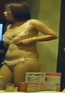 個人拍攝在東京出差AV中出現的女士的治療真實按摩