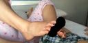 [Job ejaculation] Explodes with wife's foot technique
