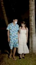 A hentai exposure video in which a serious amateur couple who was taking a walk outside in the middle of the night suddenly intertwined in the field, covered in grass and started outdoor sex!