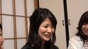 已婚女人雅里康在東京的某酒店見面！ ！！ 與20多歲和30多歲的妻子的即時馬鞍酒會，即使結婚仍然不擅長與他人進行浪漫性行為