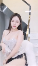 [스마트폰 촬영] 한국의 미녀, 아마추어 댄스로 유혹하고 자위 영상 전달 귀여운 얼굴과 강모 [무수정]