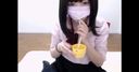 유니폼 미소녀가 라이브 채팅을 전달! !