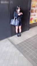 【개인 촬영】도쿄 메트로폴리탄 치어 댄스 클럽 (2) 유학을 향한 색백 피부와 머리카락을 가진 청초계 소녀 단련된 수축 미유를 살려 봉사