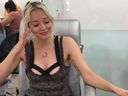 [Exposure Club] Video of a female friend in a nail salon with a remote control vibrator that is too erotic [Video]