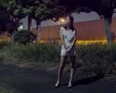 〈個人/素人〉 深夜の公園で露出セックスしちゃう変態カップル 短め v30