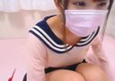 몸집이 작은 유니폼 미소녀가 라이브 채팅으로 에로틱을 전달! !
