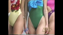 Swimsuit manufacturer's model show & photo session! In 1990, there are many (1) high legs and bites!