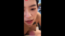 [Uncensored] Personal shooting on the vertical screen of smartphone, live distribution of Chinese couple leaked. While chatting with a cute girl like an idol class, she licks her boyfriend's hard, flicks the glans with her tongue, and deepthroats it.