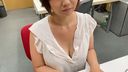 【Kaede-san (3)】Close up of a colleague's office lady's just the right cleavage [In-house hidden camera]