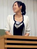 【隠撮】清楚で綺麗な美乳妻がパリピ男と不倫していました。 旦那の知らないところで、赤の他人にクンニされて腰がガクガク♥