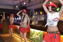 ● Sexy house ● Pictures of employees in a girl bar
