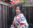 [None] Threesome play with a beautiful married woman in kimono and buttocks inserted at the same time