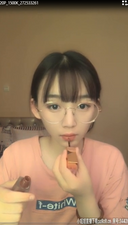 [I'm afraid of deletion request, so limited sale!!] A big happening!!!!!!!! A very cute popular YouTuber forgets to cut the video after distribution and live-streams masturbation ww [Full view of]