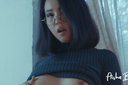 [Uncensored] A beautiful sister in a knitted sweater inserts a gaijin's big raw and has gachi SEX♡ This sexy ahe face with eyes is seriously the best www