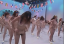 【昭和エロシリーズ】可愛い女子たちが全裸で大運動会！