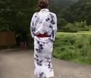 A yukata gal married woman who is too erotic after sunburn? w【38：54】