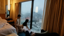 ★ Overseas uncensored ★ 《Amateur post》A neat and naughty black haired ♡ amateur beauty who can be seen from the window is a fierce standing back! !!