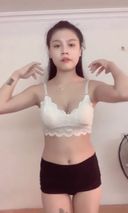 【귀중한 동영상】몸이 뻣뻣한 중국 소녀의 에로 셀카 영상 모음