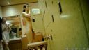 女士沐浴享受系列！ 一位女攝影師從洗滌區追逐和拍攝到更衣室！ ！！