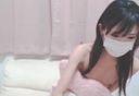 A fair-skinned and transparent older sister delivers erotic live streaming! !!