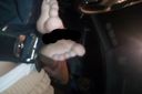 【Secret in the car】Leg shooting with a self-job from a footjob
