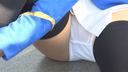 The lower half of the cosplayer's body is yuruyuru! The raw pants in the skirt are perfect NO-2