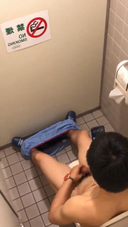個人撮影：病院のトイレで遭遇したイケメン医師23歳くらい？