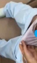 113【自拍自慰】護士在醫院提供的手機上留下的自慰視頻