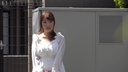 【Personal shooting】Housewife Ayane masturbation shooting outdoors. Exposing my indecent body and leaking while looking at this