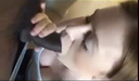 하얀 미녀가 잠시 눈살을 찌푸리지 않고 삼키는 영상