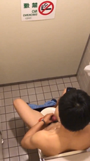 個人撮影：病院のトイレで遭遇したイケメン医師23歳くらい？