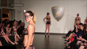 란제리 쇼! SM안경을 쓴 패션 모델들이 초섹시 속옷 차림으로 등장!