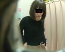 A cute child similar to Tsubasa Honda peeks at changing underwear