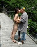 [Amateur posted video] The erotic OL in Chiba I got on SNS was an exhibitionist woman who wanted to show! ◆ No line of sight [# 004: Swimsuit & naked exposure / service on the bridge]