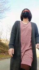 【Cross-dressing】Outdoor exposure No panties walk in the park Masturbation in the shape of a bench M