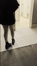 (개인 촬영) 아이돌 쫓는 광산 소녀 엔코 10K로 도와주세요 차 안의 공중 화장실
