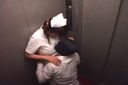 素人限定　卑猥映像 エレベーターで行われた看護婦たちの一部始終