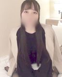 《個人撮影》色白で清楚系の巨乳美女♥無毛おまんこに大量中出し！