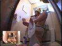 【Hidden Camera】Masturbating in the Toilet Vol.6