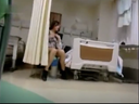 【個人撮影】入院している彼氏がどうしてもやりたくなり彼女に頼んでばれないようにセックス