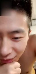 Real video chat where you can see the true face of Nonke! !! Super Decamara Sota-kun 21 years old appearance that is refreshing super handsome! !! The well-proportioned beauty muscles made of volleyball and the natural smile are all perfect!!