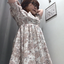 Secretly take a picture of the fitting room change of an OL-style sister with black-rimmed glasses!