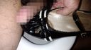 [Shoes and sex] Video of female college student Yui ○-chan's shoes masturbating with her shoe (at home, in the bathroom, at the hotel. ）