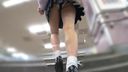 [High quality upside down shooting 05] Miniskirt JDs walking with fake faces do not notice even if they are panty shots