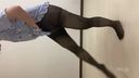 【Post】Changing from pajamas to one piece (black pantyhose) & one-piece panchira from directly below