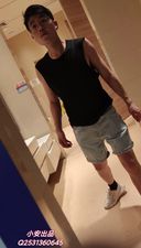 【Shooting 4 people】Toilet masturbation about 16 minutes 00 seconds